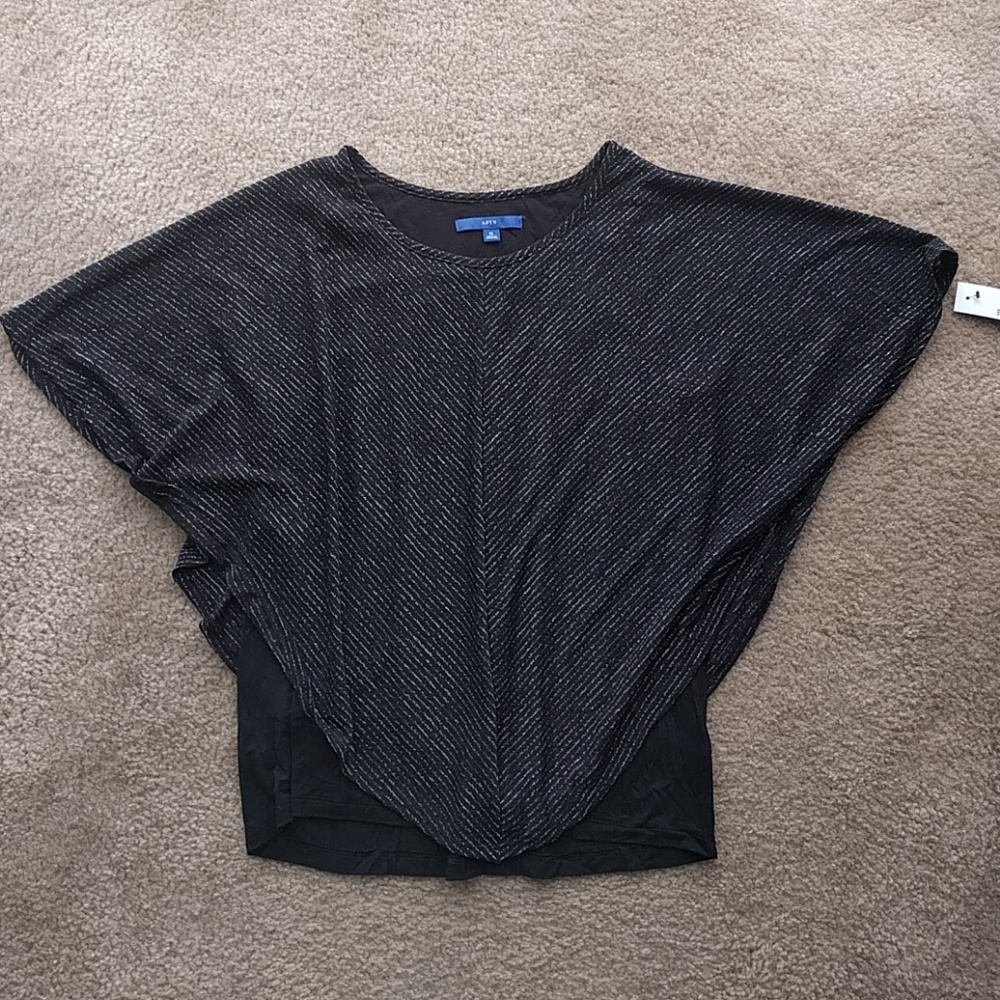 NWT Glam Going Out Top